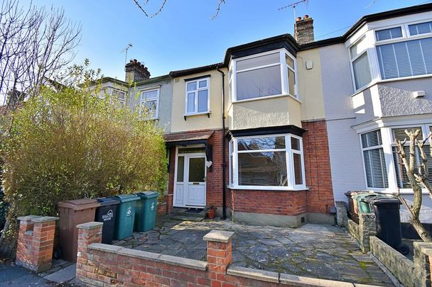 3 bedroom terraced house to rent - Photo 1