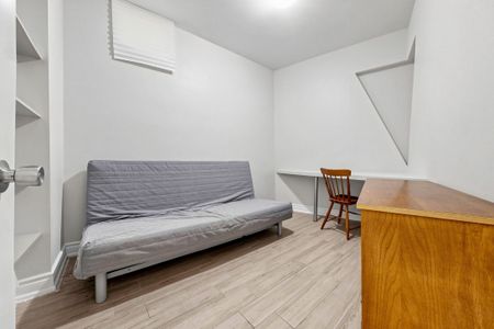 For Lease - 856B Millwood Road, Toronto, Ontario - Photo 5