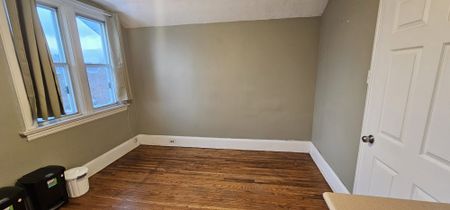 For Lease - 72 eleventh Street, Toronto, Ontario - Photo 4