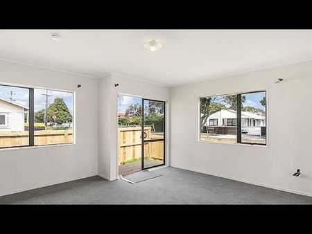 Excellent Location - Photo 2