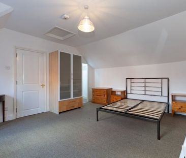 St. Clements Street, Oxford - Photo 4