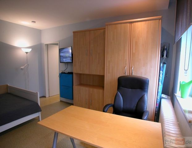 FLATmix.de / Ruhiges,komplett,möbliertes Apartment mit separaten Eingang - Photo 1