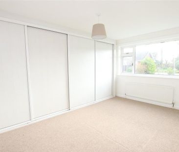 2 bedroom detached bungalow to rent - Photo 3