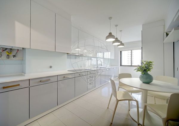 Apartamento T4 em Lisboa
