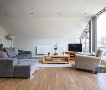 2 bedroom maisonette to rent - Photo 2