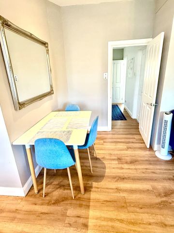 2 Bed Flat, Talgarth Road, W14 - Photo 4