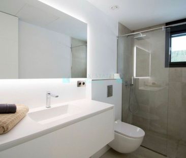 Villa for rent in Nueva Andalucia - Photo 6