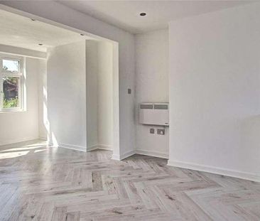 Old Woking, GU22 - Photo 1