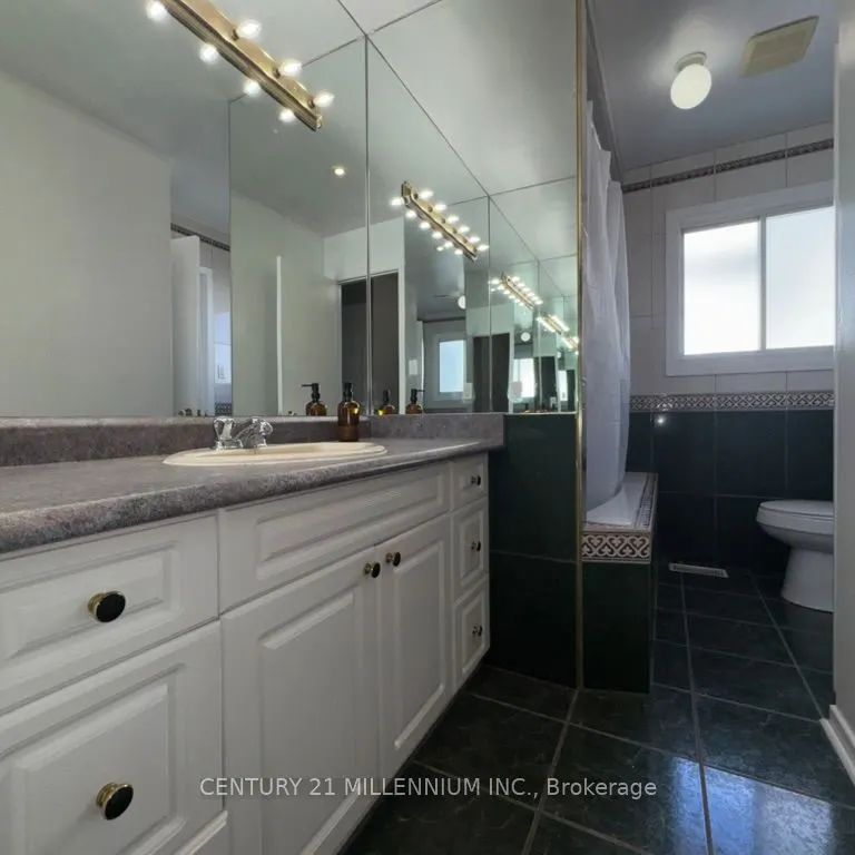 183 Harold Street #2nd Level - Photo 1