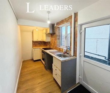 2 bedroom terraced house to rent - Photo 6