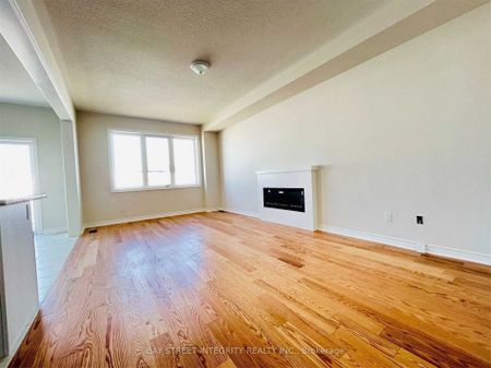 For Lease - 1843 Fosterbrook Street, Oshawa, Ontario - Photo 5