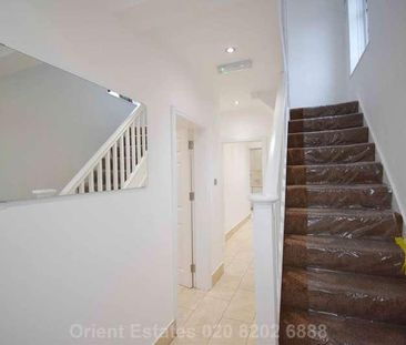 Deans Lane, Edgware, HA8 - Photo 2