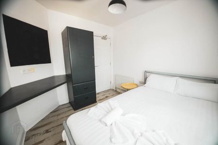 Apartment 3 Stranmillis Road, Belfast, BT9 5AE - Photo 4