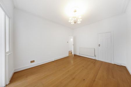 4 bedroom terraced house to rent - Photo 3