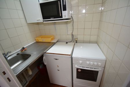 Location Appartement 1 pièce 26m² - Photo 3