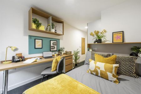 1 bedroom in a flat share to rent - Photo 4