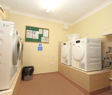 1 bedroom flat to rent - Photo 6