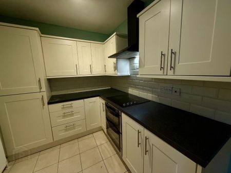 12 Maryville Avenue, Belfast, BT9 7HE - Photo 5