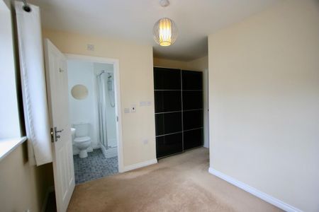 3 bedroom terraced house to rent - Photo 3