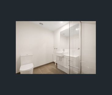 Modern 2-Bedroom Apartment in Prime Mitcham Location - Photo 4