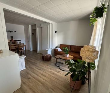Logement appartement 3 1/2 plus espace bureau à Lévis près de l'Hôt... - Photo 2