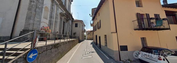 Grazioso bilocale con posto auto a Bosisio Parini - Photo 1