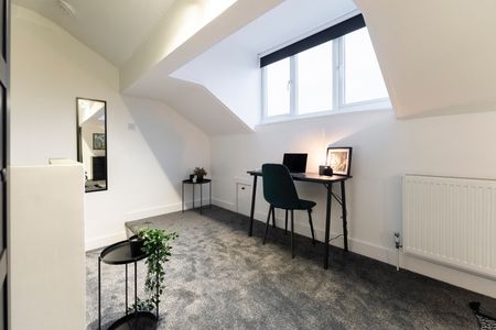 2 Bed Terraced House, Harold View, LS6 - Photo 5