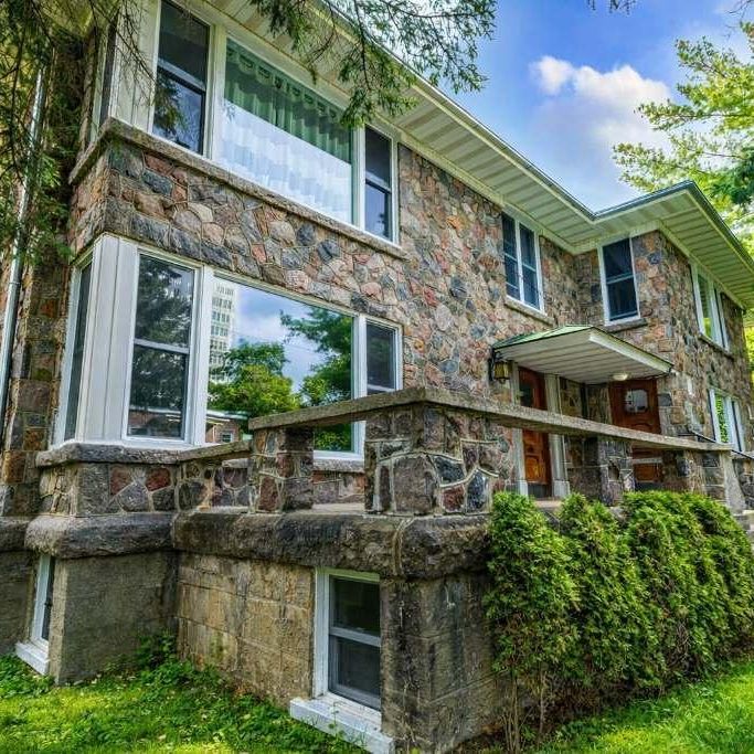 8 ½ LIBRE LE 1ER JUILLET - VILLE DE QUEBEC - Photo 1