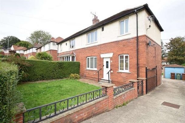 Milton Crescent, Wakefield, WF2 - Photo 1