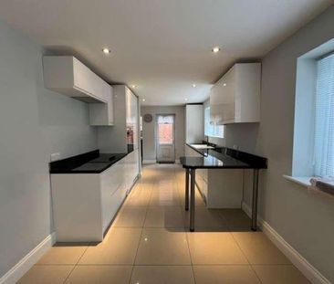 Eatons Mead, Chingford, E4 - Photo 6