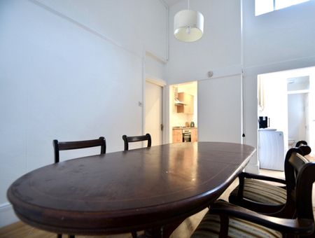 6 Bed Semi-Detached House, Fontenoy Road, SW12 - Photo 5