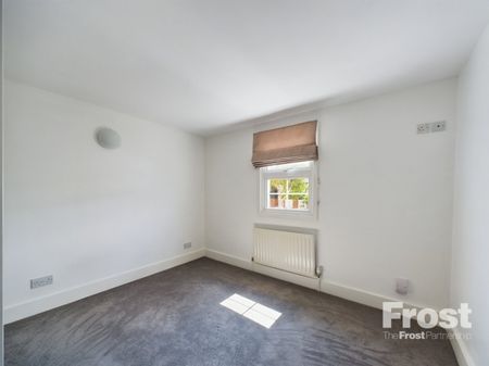 Thorpe Lea Road, Egham, Surrey,TW20 - Photo 2