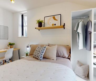 1 bedroom in a house share to rent - Photo 3