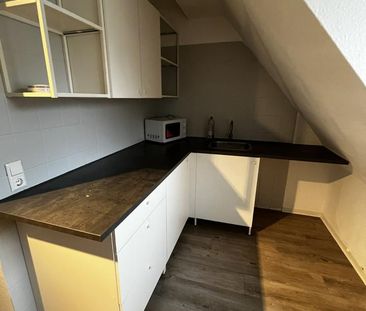 Zentrale, helle 1,5-Zimmer-Wohnung in Nürtingen - Photo 1