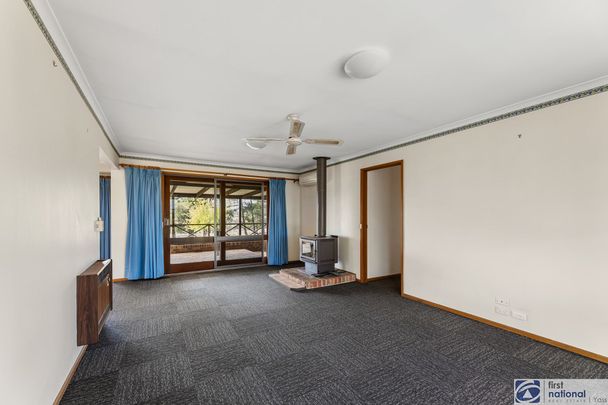 PEACEFULLY SET FAMILY HOME - Photo 1