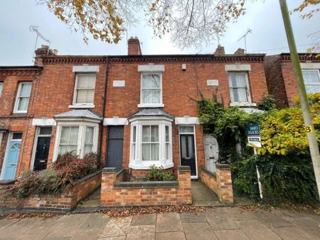 3 bedroom terraced house to rent - Photo 2