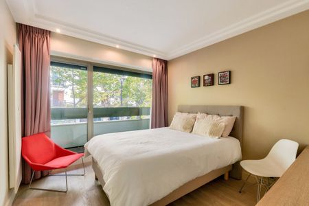 Tout savoir sur cet appartement dans le quartier Porte Dauphine, à Paris 16ème - Photo 3