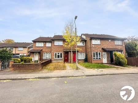 2 bedroom end of terrace house to rent - Photo 2