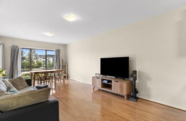 Wright - Photo 1
