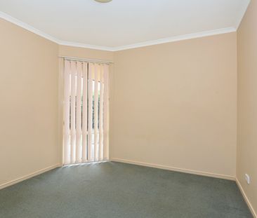 Spacious Family Home in Quite Court - Photo 1