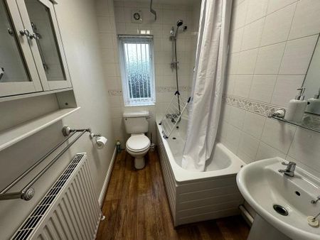 1 bedroom flat to rent - Photo 3