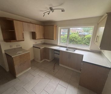 3 bedroom terraced house to rent - Photo 3