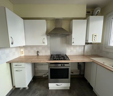 Location Appartement 3 pièces 58m² - Photo 3