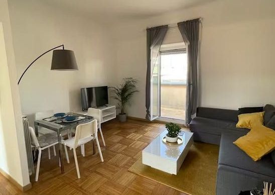 Via Mauro Macchi, Milan, Lombardy 20124