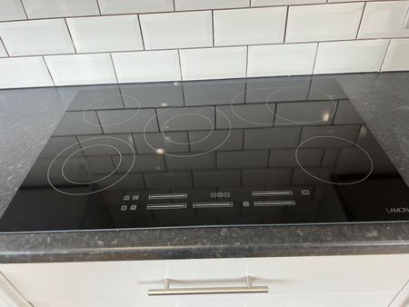 6 Bed Semi-Detached House, Birch Grove, M14 - Photo 4