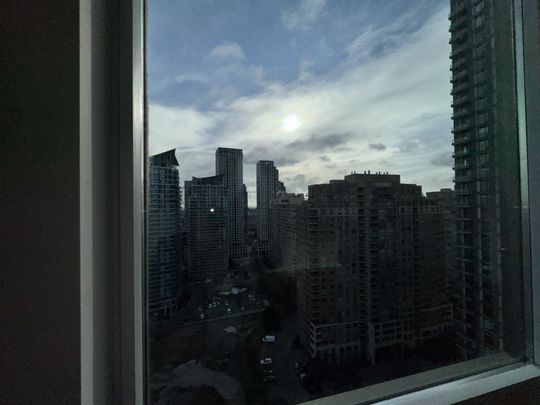 For Lease - 208 Enfield Place Unit# 2603, Mississauga, Ontario - Photo 1