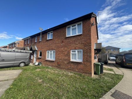 1 bedroom end of terrace house to rent - Photo 2