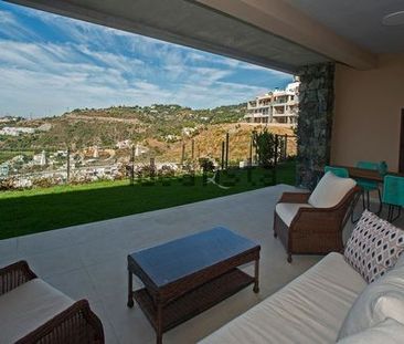 Alquiler de piso en Calle Lago de Como s/n - Foto 3