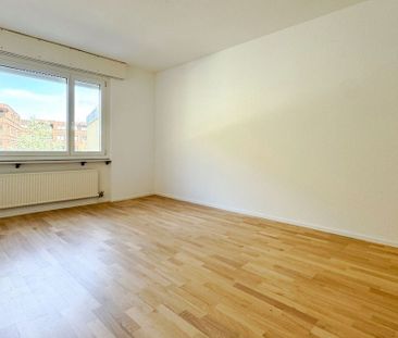 Modernes wohnen im Grünen und doch nahe der Stadt - Foto 3