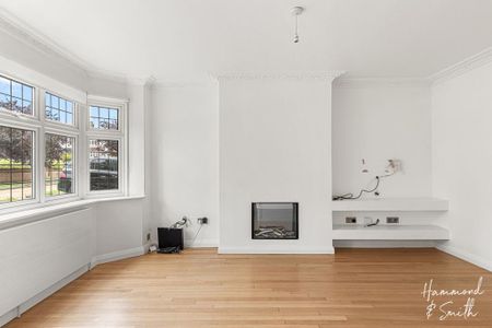 4 bedroom semi-detached house to rent - Photo 4